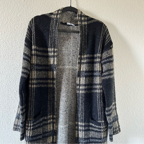 Spring & Mercer Women’s Knit Longline Cardigan Small Plaid Black Beige OpenFront - Picture 3 of 14